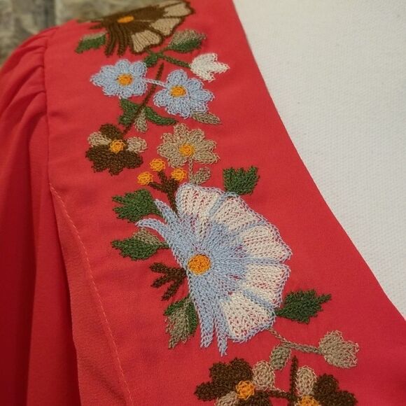 VaVa blouse top embroidered size medium dark coral embroidery by Joy Han VAVA - Picture 3 of 7